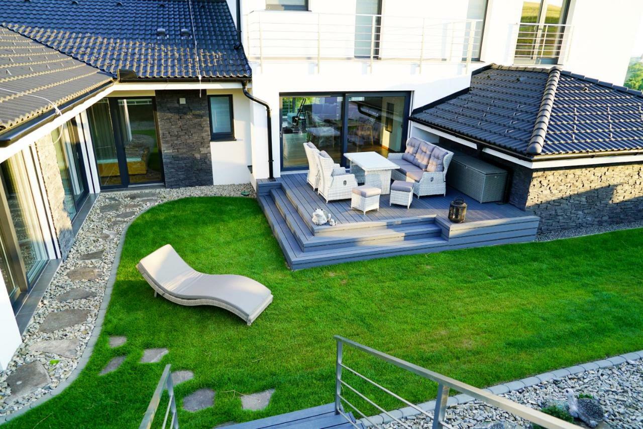 Luxury Villa Moravany nad Vahom Bagian luar foto