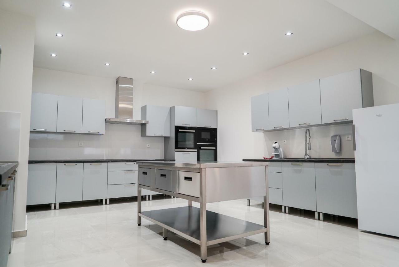 Luxury Villa Moravany nad Vahom Bagian luar foto